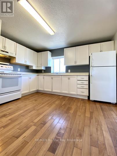 Photo 17 of 203 George Street, Midland ON