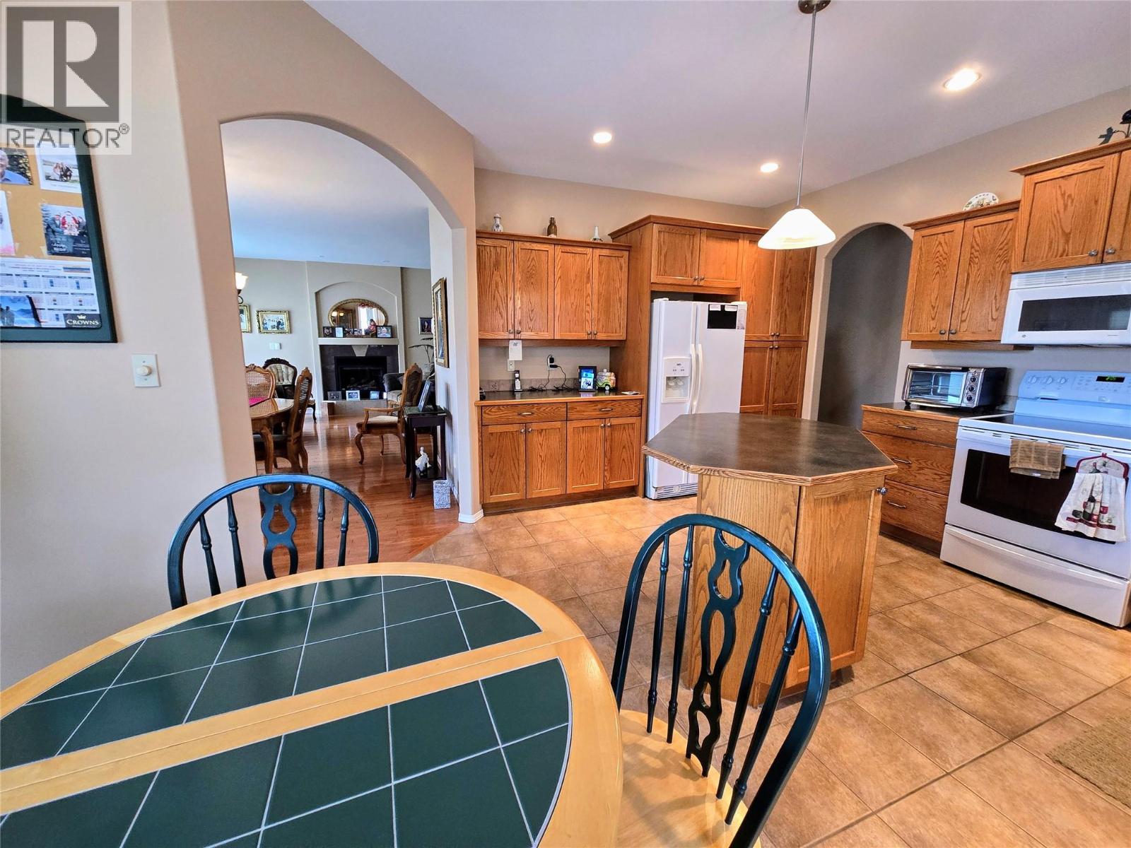 11908 La Costa Lane, Osoyoos