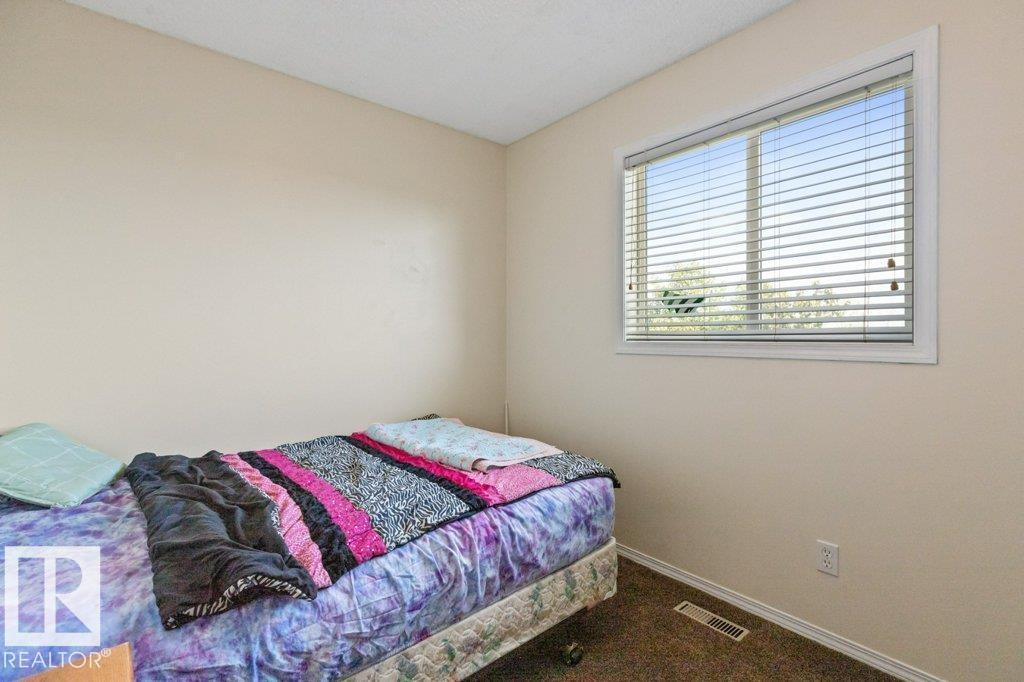Photo 20 of 9 450 Hyndman Cr Nw, Edmonton AB