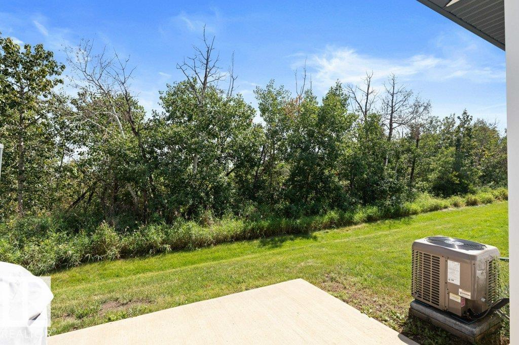 Photo 27 of 9 450 Hyndman Cr Nw, Edmonton AB