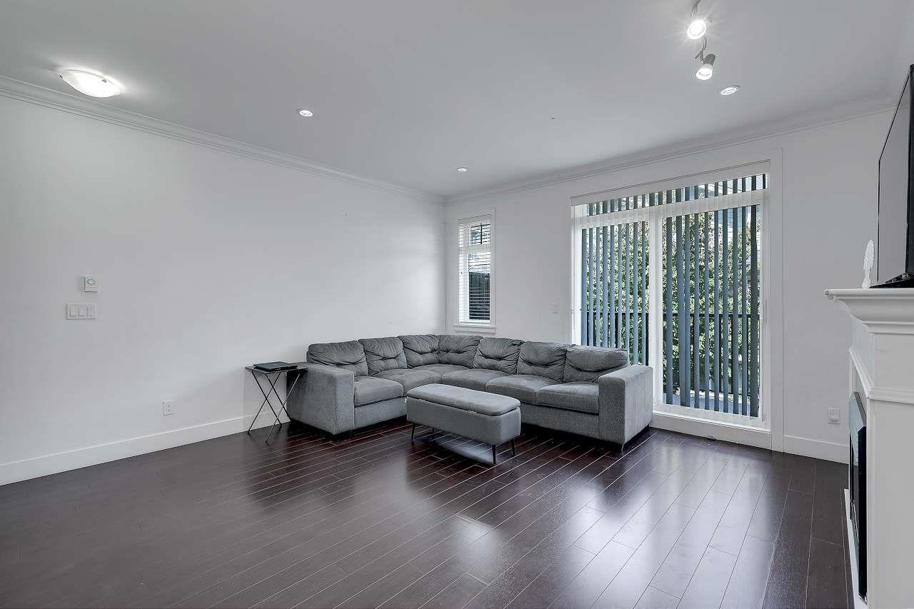 Photo 5 of 9 6383 140 Street, Surrey BC