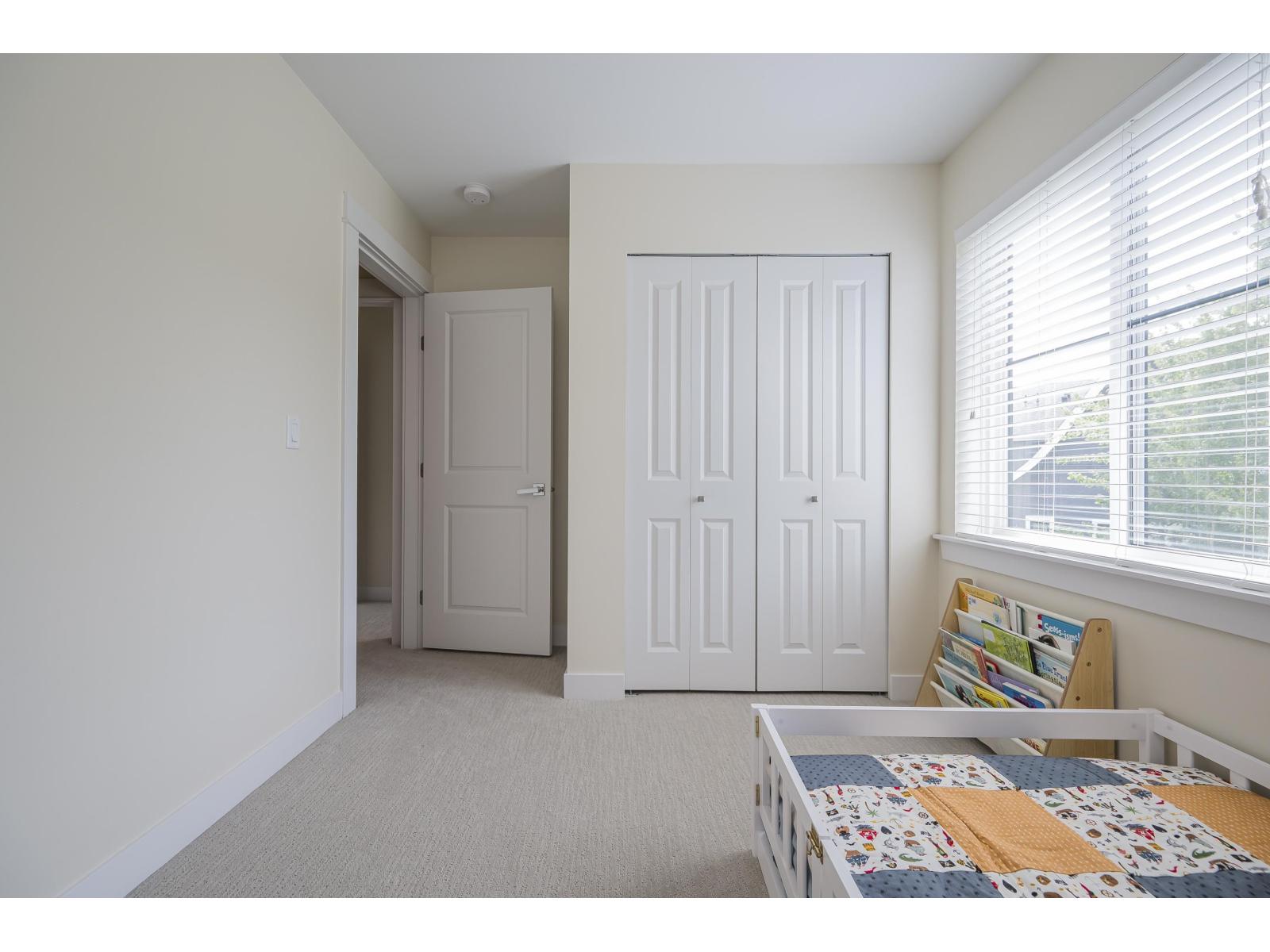 Photo 25 of 18 3303 Rosemary Heights Crescent, Surrey BC