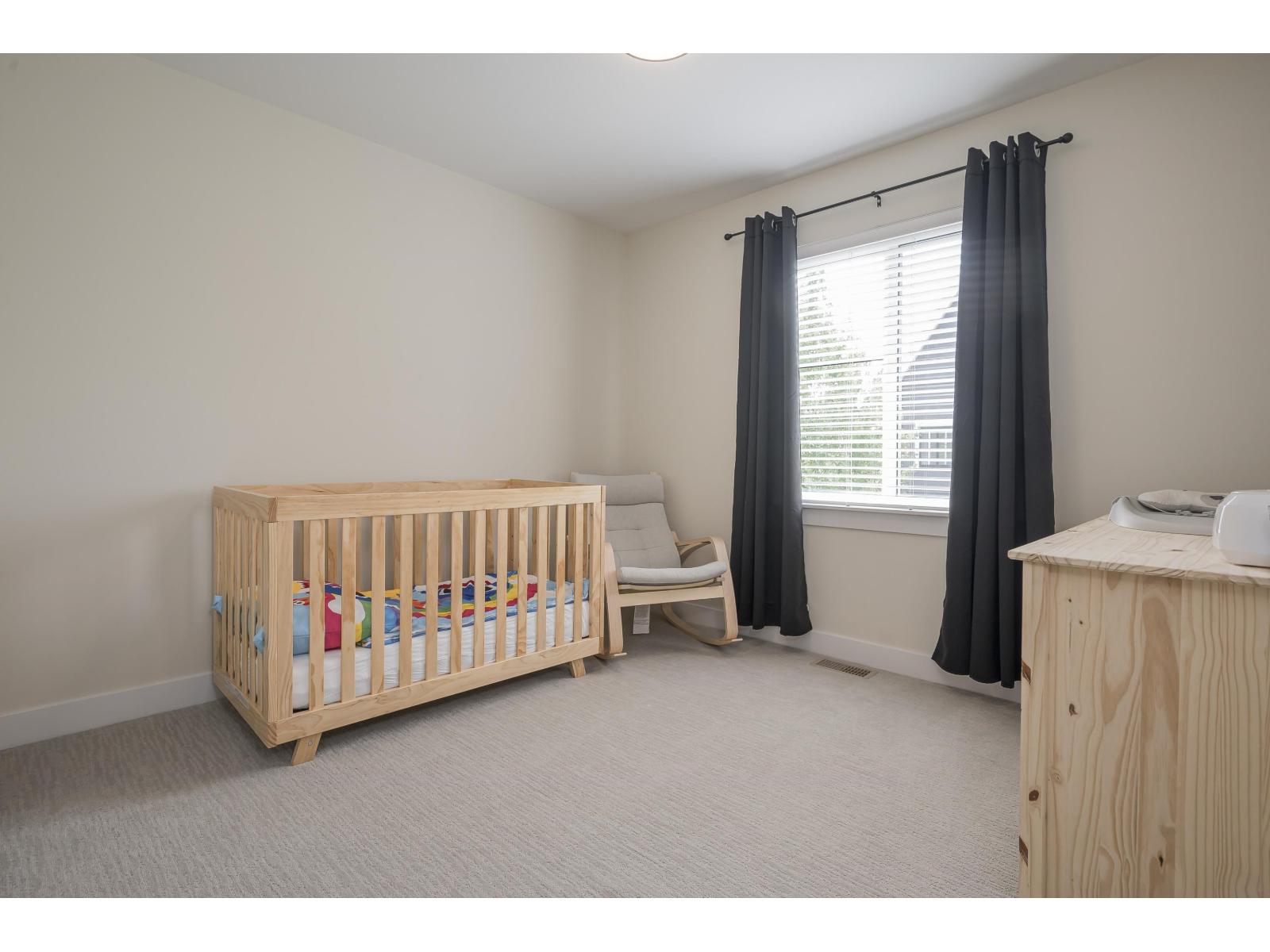 Photo 26 of 18 3303 Rosemary Heights Crescent, Surrey BC