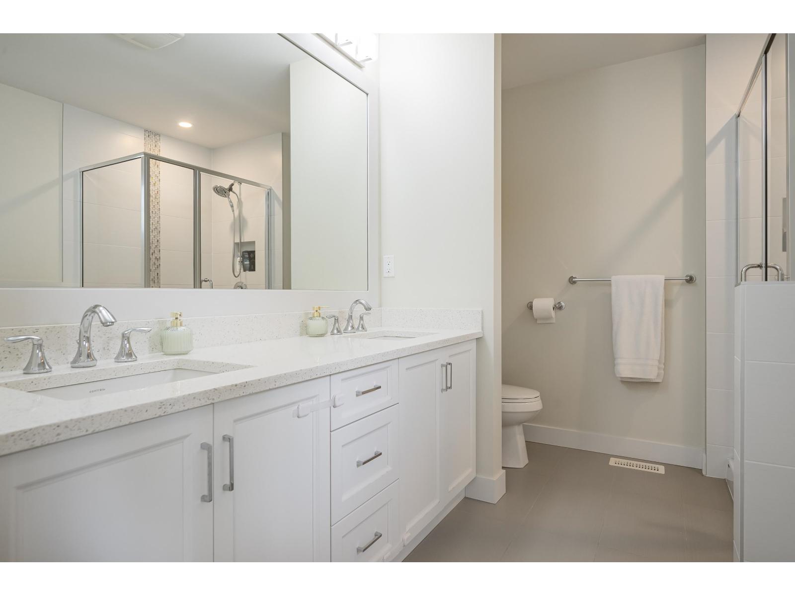 Photo 21 of 18 3303 Rosemary Heights Crescent, Surrey BC