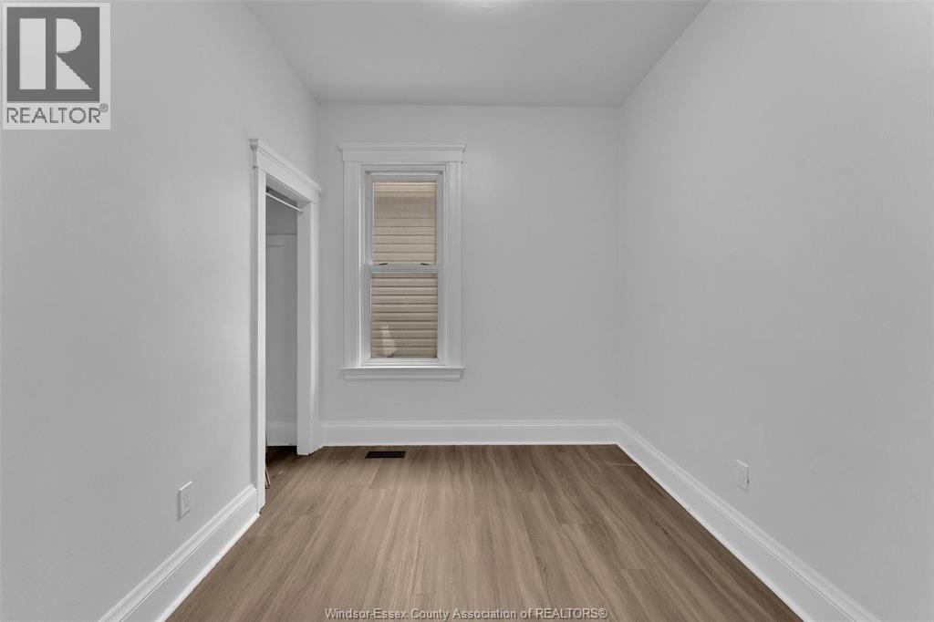 Photo 12 of 505 Mckay, Windsor ON