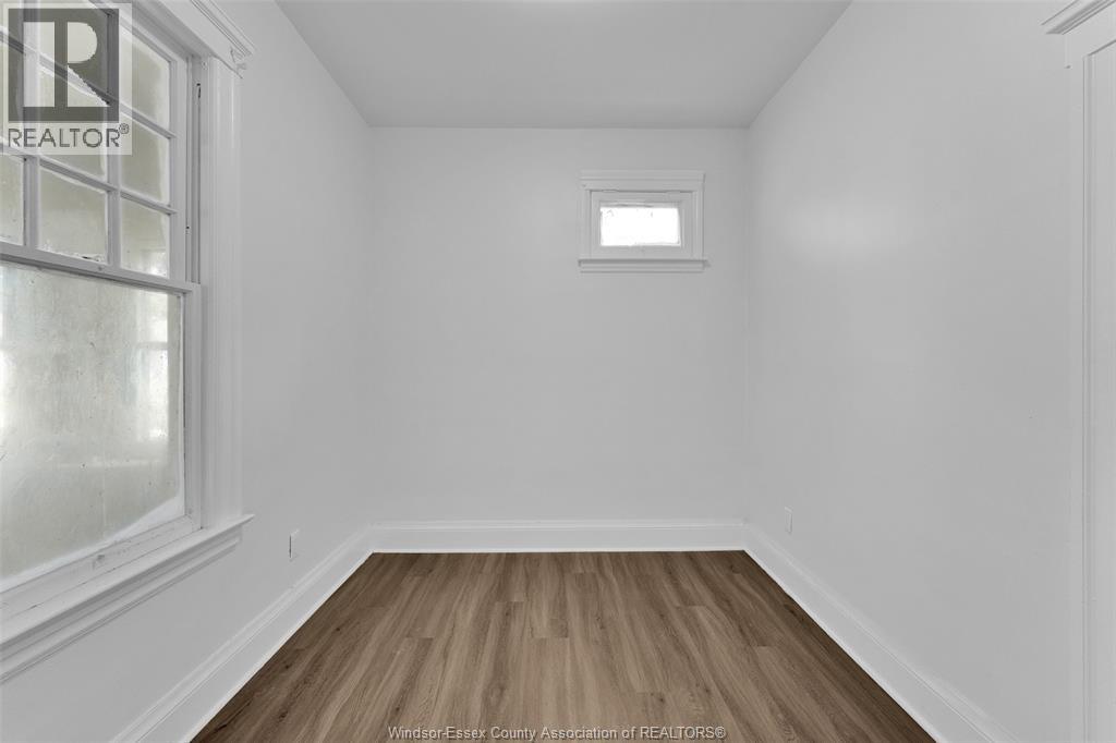 Photo 13 of 505 Mckay, Windsor ON