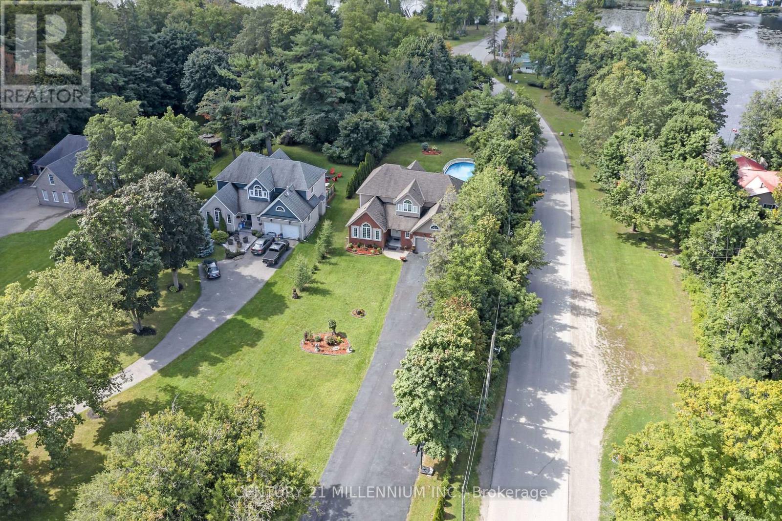Photo 36 of 256 Main Street, Erin ON