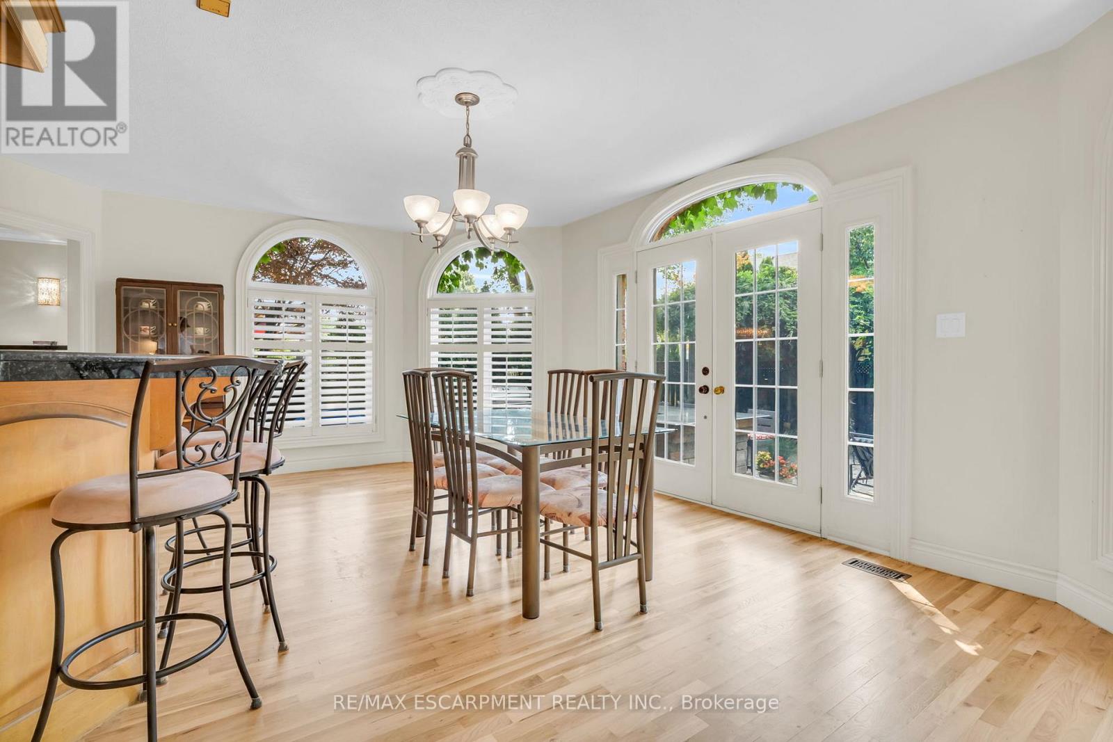 Photo 18 of 484 Bush Drive, Hamilton ON