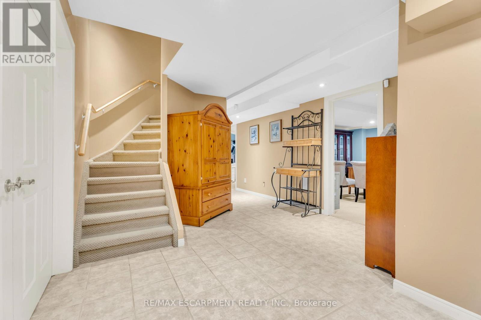 Photo 32 of 484 Bush Drive, Hamilton ON