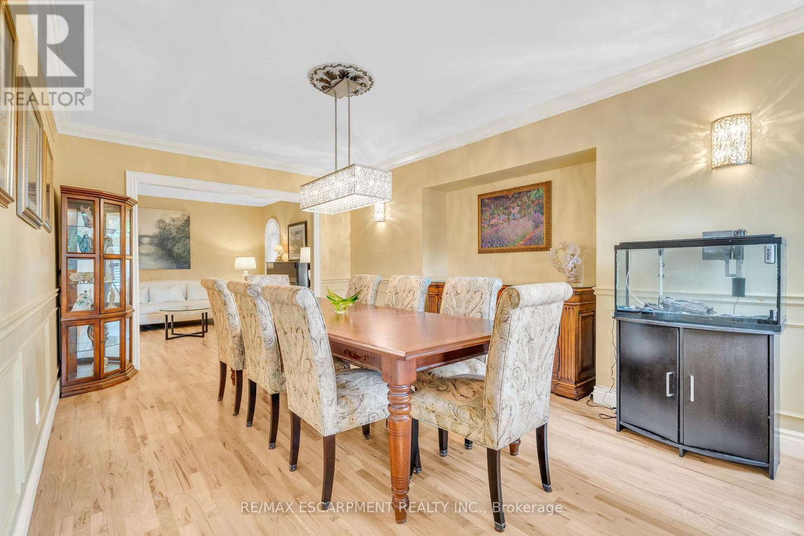 Photo 8 of 484 Bush Drive, Hamilton ON