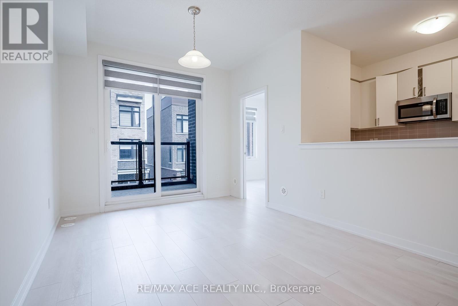 Photo 4 of 1501 1865 Pickering Parkway, Pickering ON