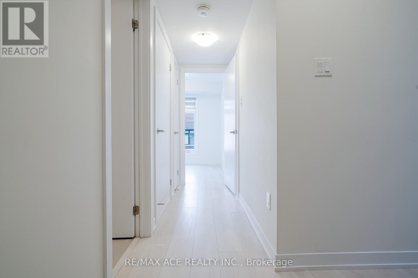 Photo 3 of 1501 1865 Pickering Parkway, Pickering ON