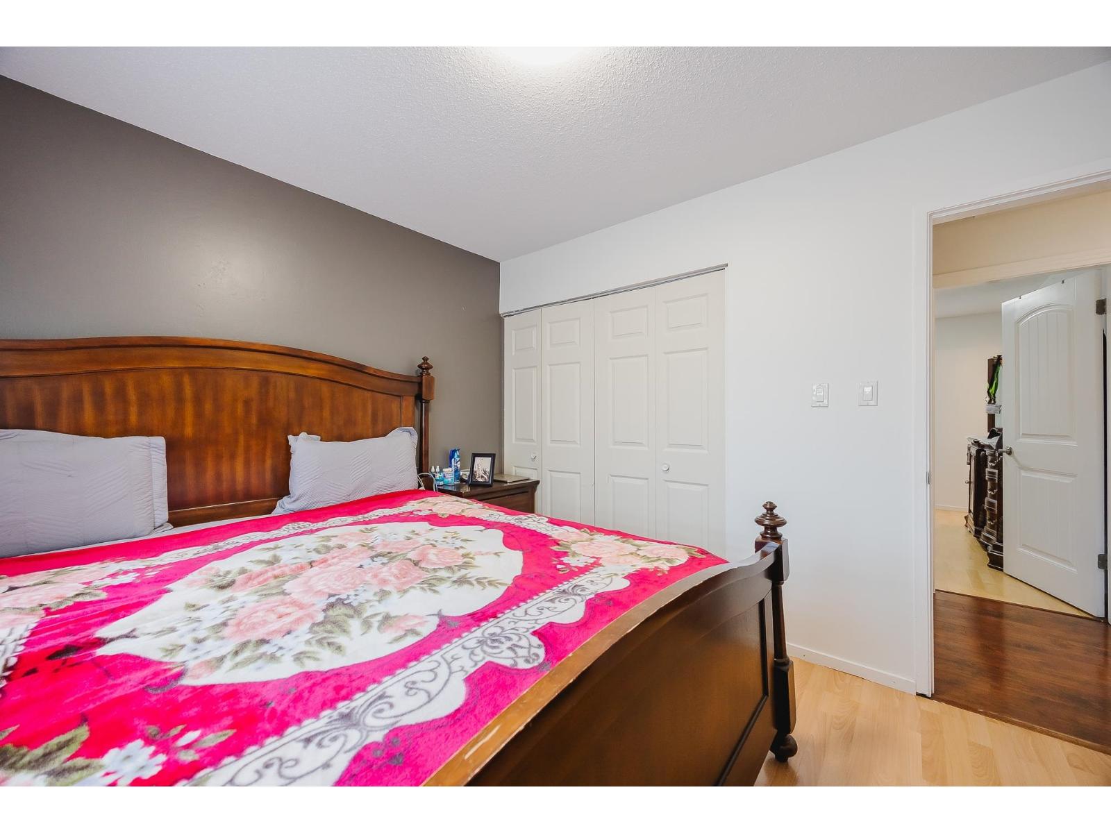 Photo 6 of 9298 Cinnamon Drive, Surrey BC