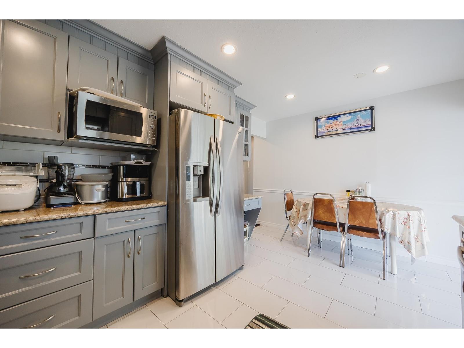 Photo 19 of 9298 Cinnamon Drive, Surrey BC
