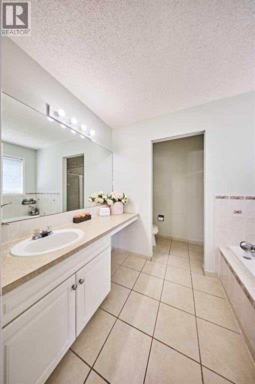 141 Bridlecreek Green SW, Calgary, Alberta