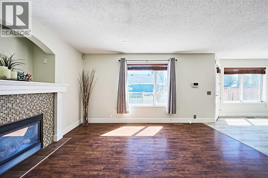 Single Family House for Sale in  Bridlecreek Green SW Bridlewood Calgary 
