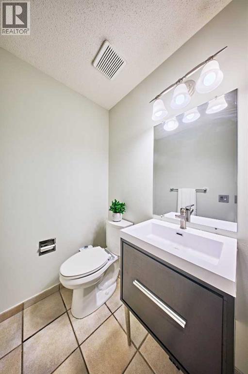 Single Family House for Sale in  Bridlecreek Green SW Bridlewood Calgary 