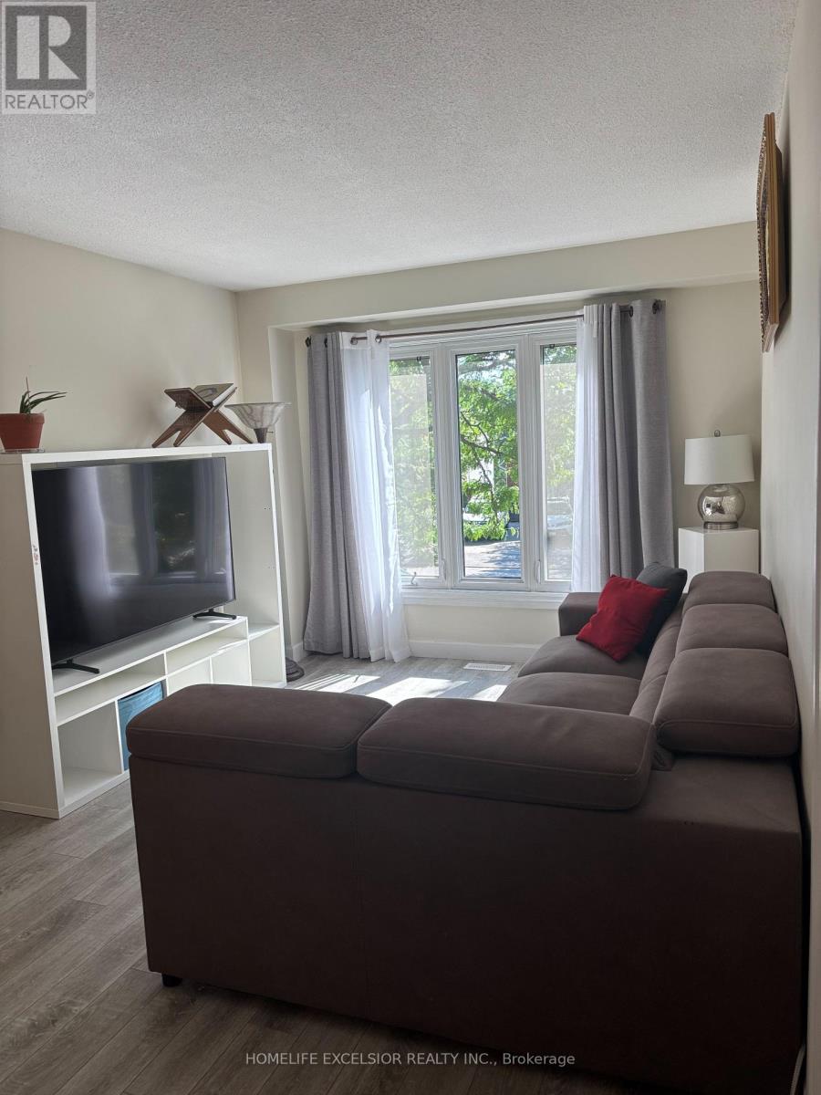 Photo 19 of 89 Dovercliffe Road, Guelph ON