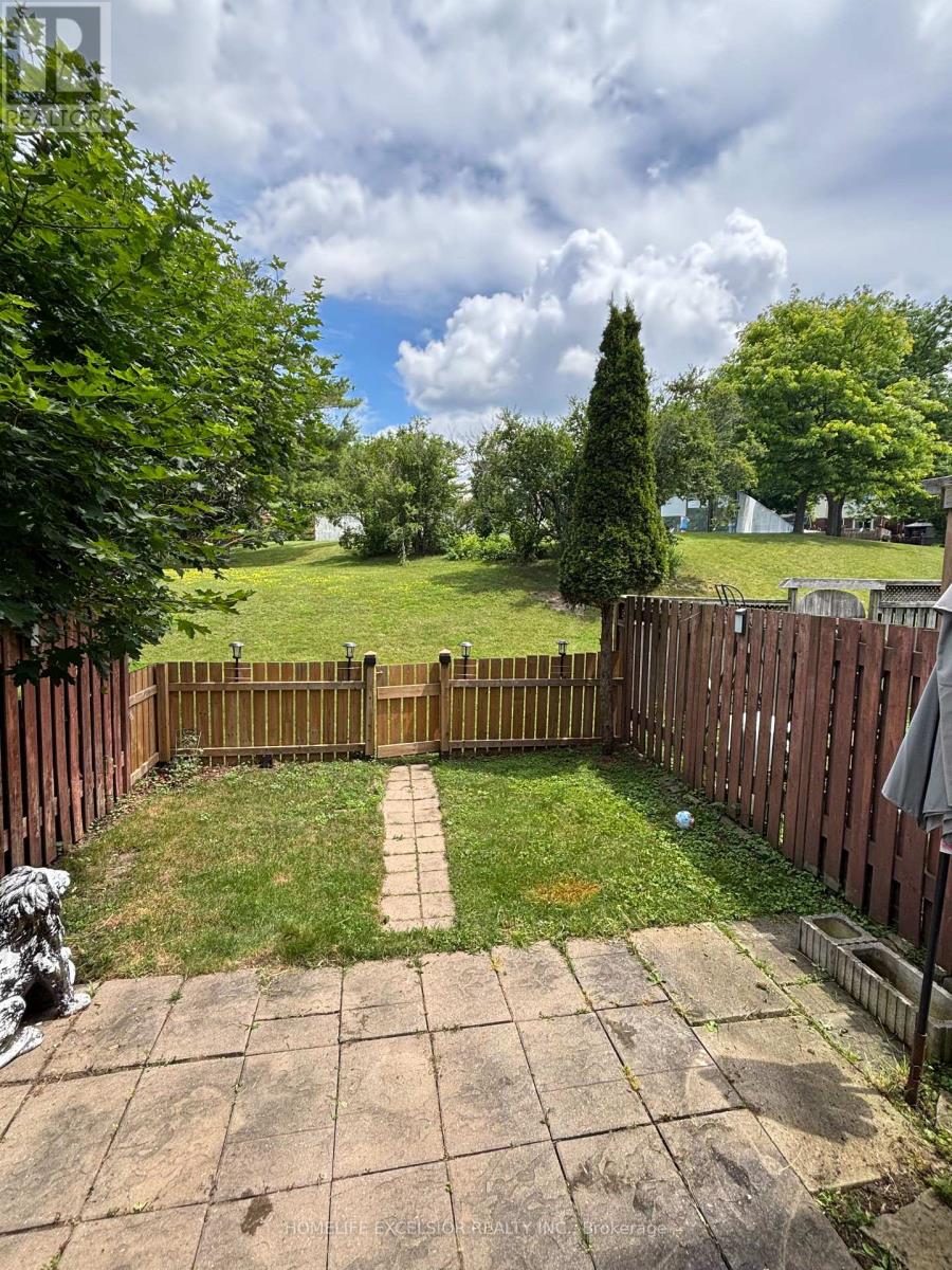 Photo 7 of 89 Dovercliffe Road, Guelph ON
