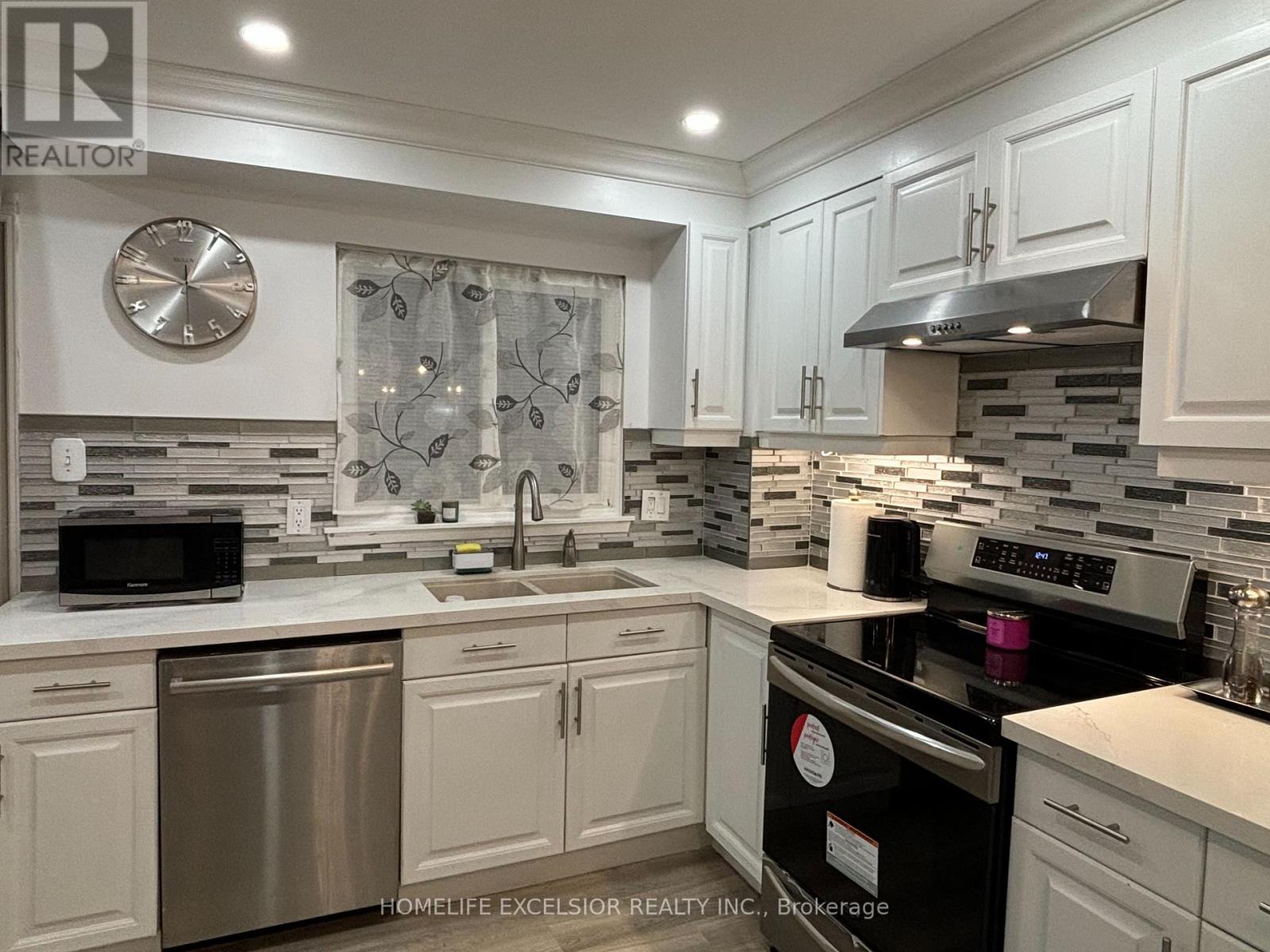 Photo 12 of 89 Dovercliffe Road, Guelph ON