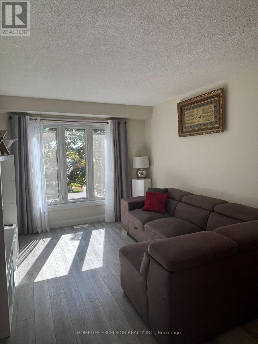 Photo 15 of 89 Dovercliffe Road, Guelph ON