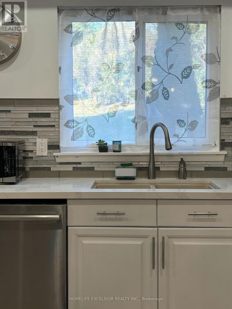 Photo 9 of 89 Dovercliffe Road, Guelph ON