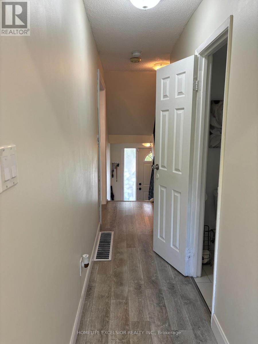 Photo 25 of 89 Dovercliffe Road, Guelph ON