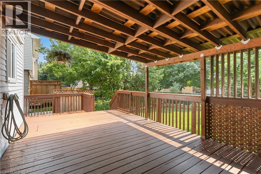 Photo 41 of 52 Debby Crescent, Brantford ON