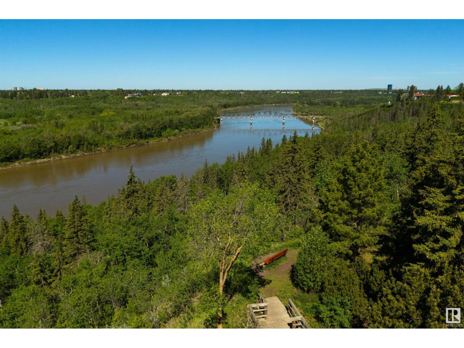 Photo 14 of 8307 Saskatchewan Dr Nw, Edmonton AB