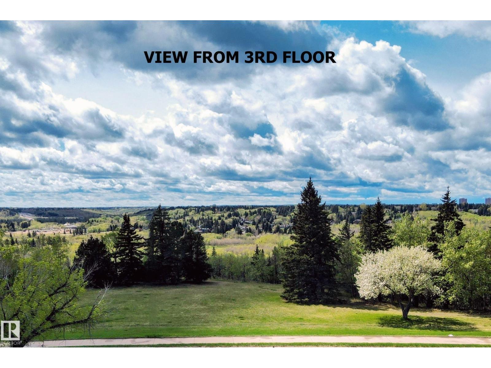 Photo 5 of 8307 Saskatchewan Dr Nw, Edmonton AB