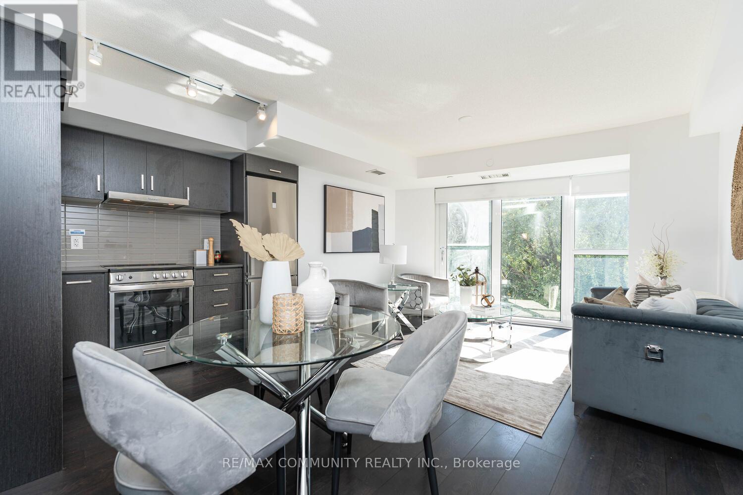 Photo 21 of 501 219 Dundas Street E, Toronto ON