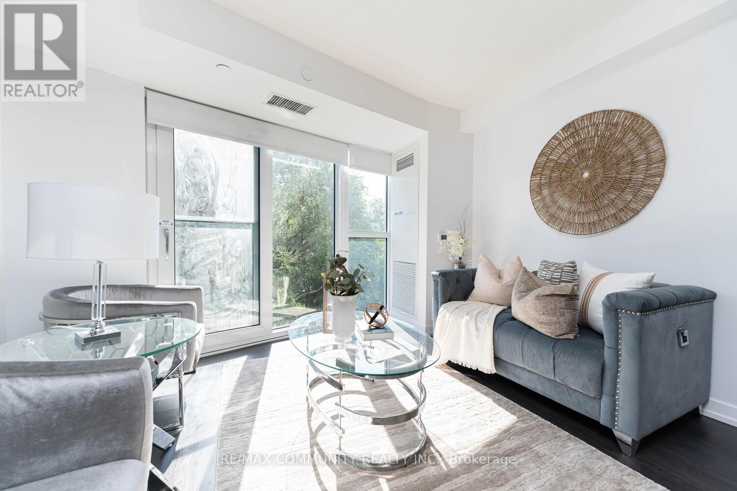 Photo 23 of 501 219 Dundas Street E, Toronto ON