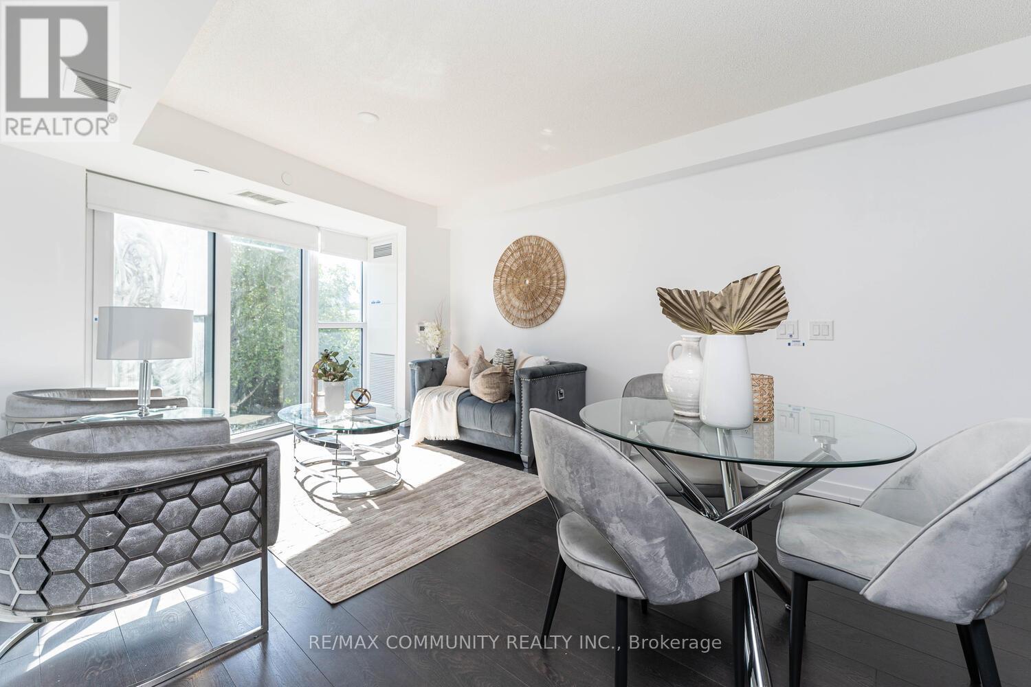Photo 9 of 501 219 Dundas Street E, Toronto ON