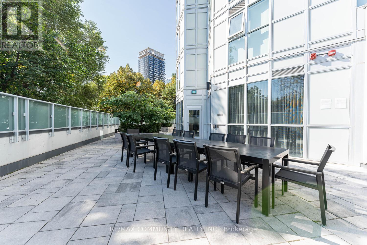 Photo 16 of 501 219 Dundas Street E, Toronto ON