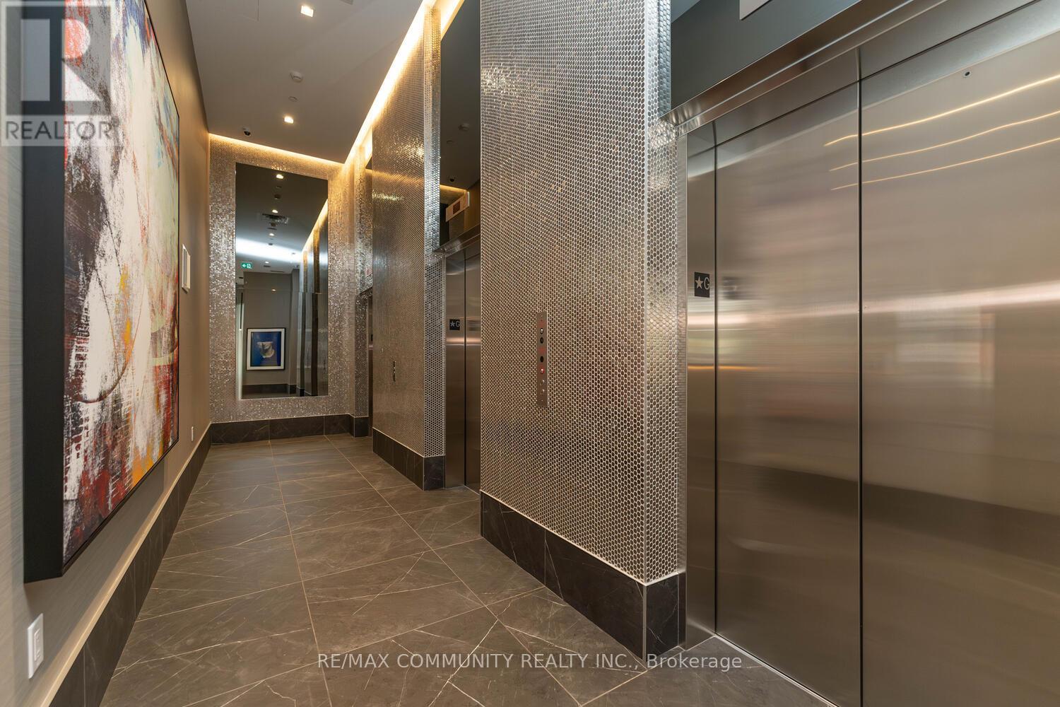 Photo 12 of 501 219 Dundas Street E, Toronto ON