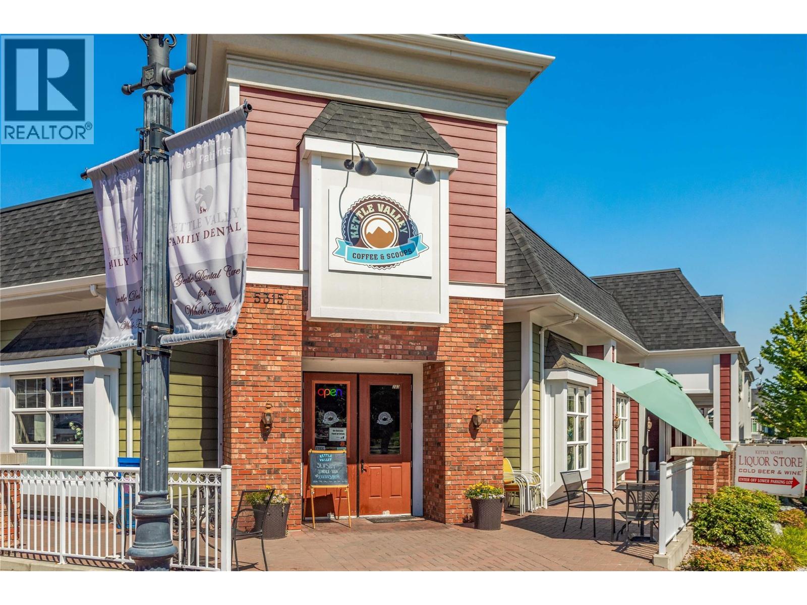  1108 ARBOR VIEW Drive, Kelowna