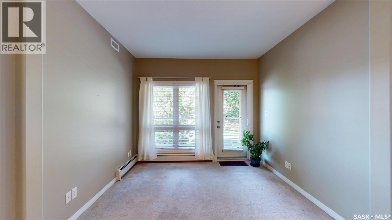 Single Family House Low rise for Sale in   Heritage VIEW Saskatoon 