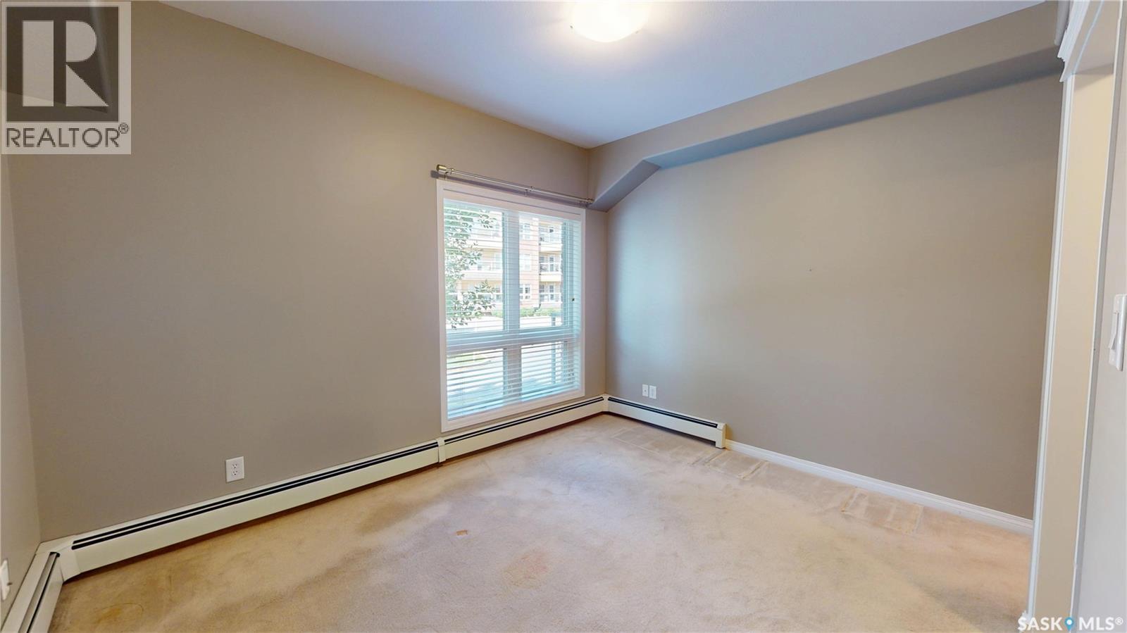 Single Family House Low rise for Sale in   Heritage VIEW Saskatoon 