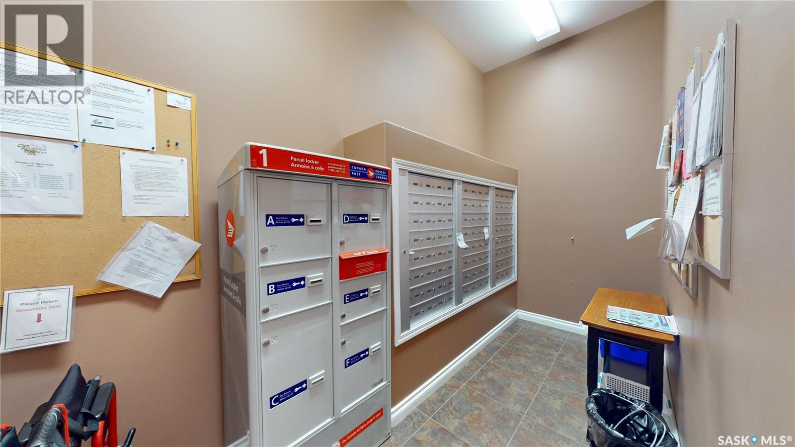 Single Family House Low rise for Sale in   Heritage VIEW Saskatoon 