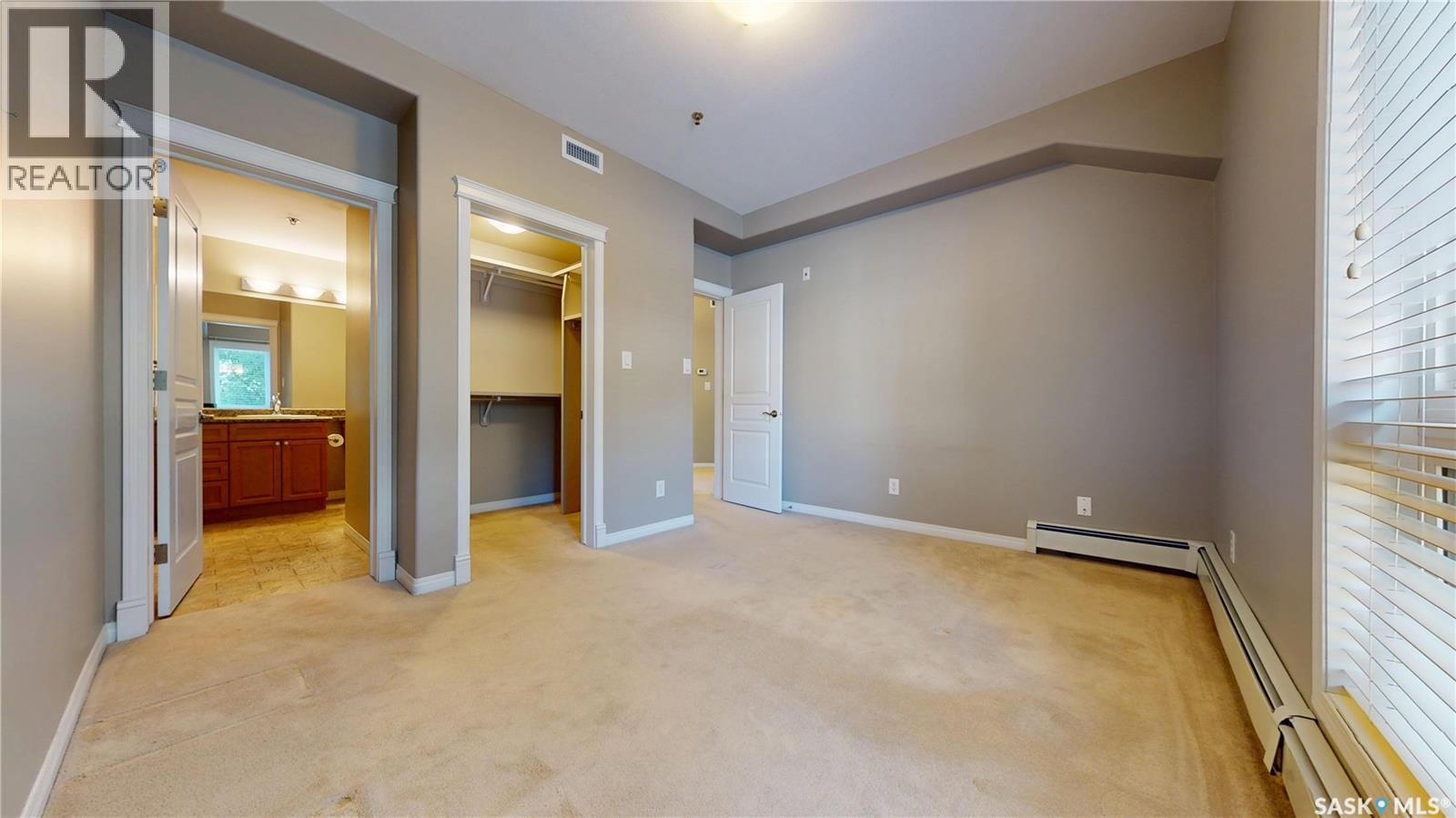 Single Family House Low rise for Sale in   Heritage VIEW Saskatoon 