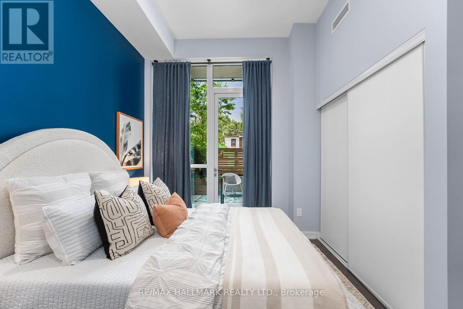 Photo 24 of 124 150 Logan Avenue, Toronto ON