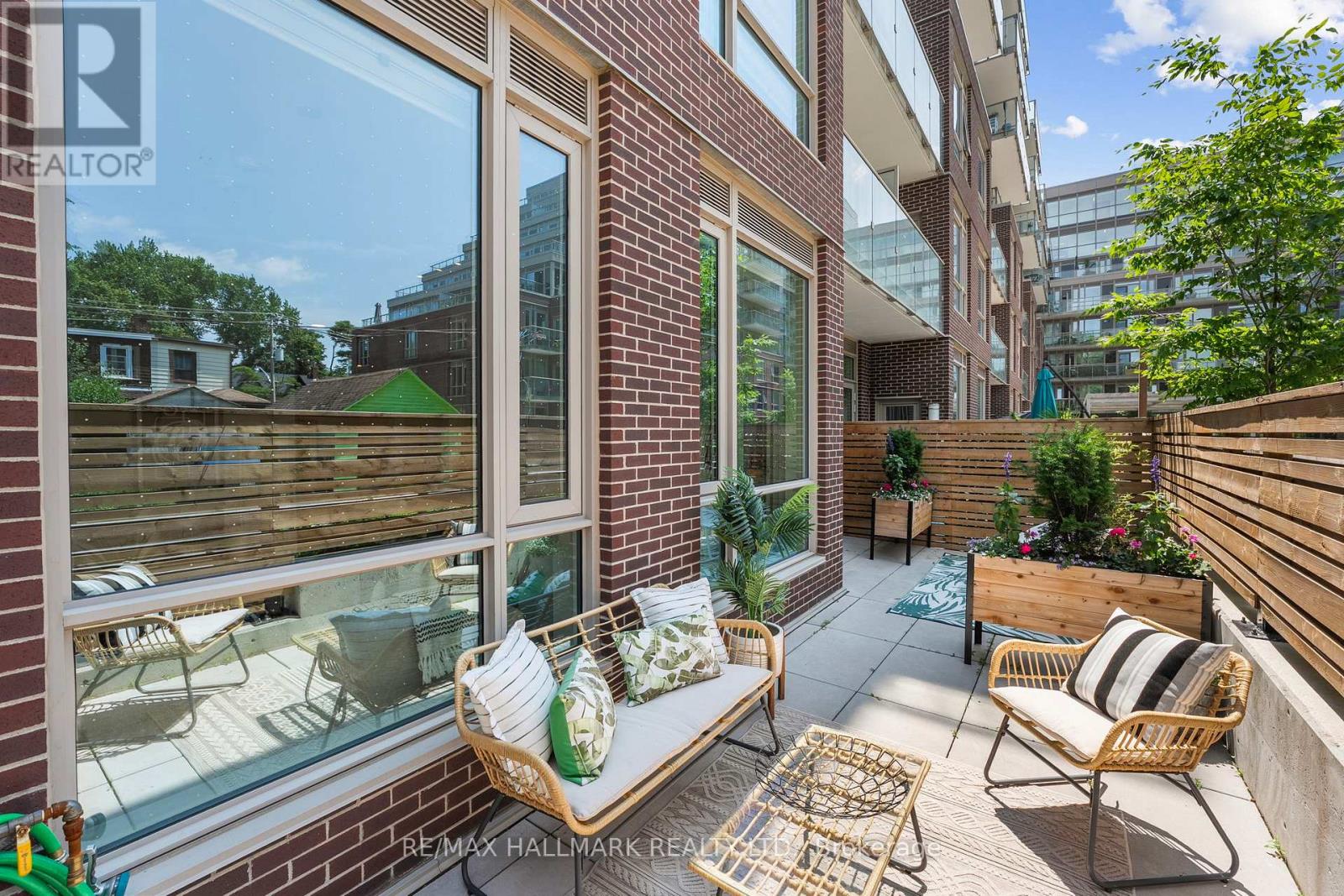 Photo 16 of 124 150 Logan Avenue, Toronto ON