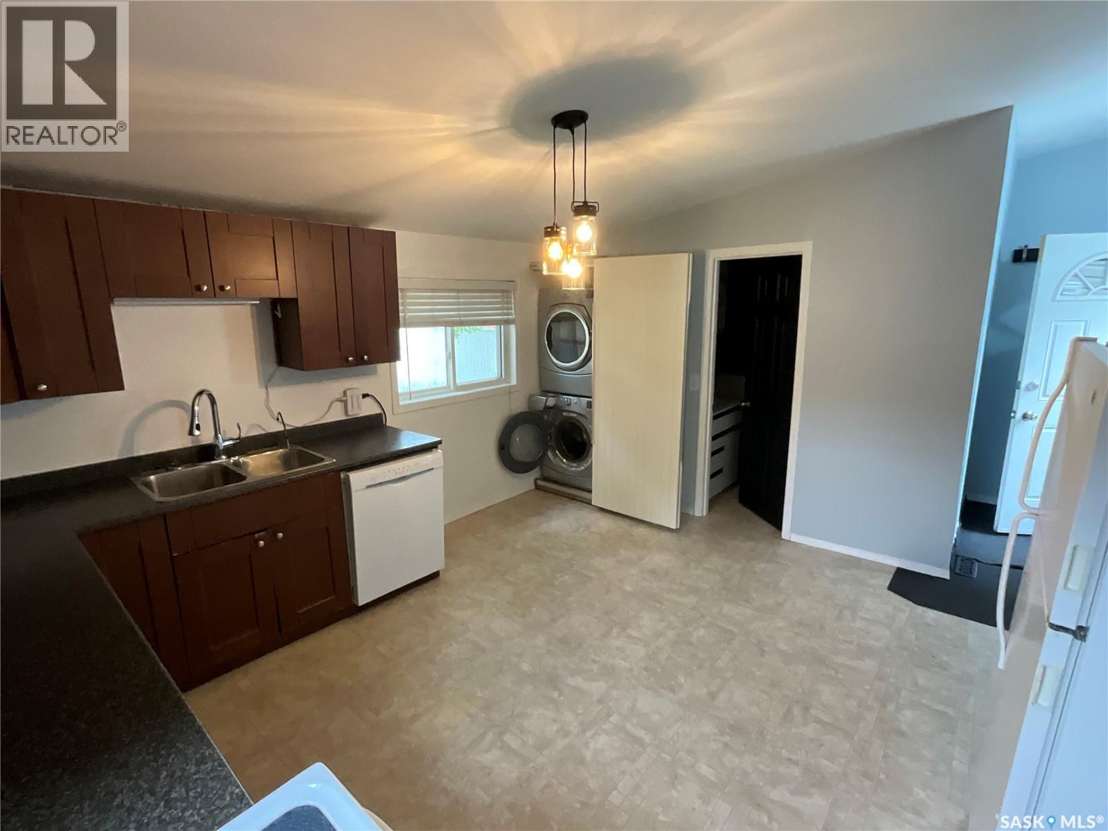 Photo 6 of 1933 Broder Street, Regina SK