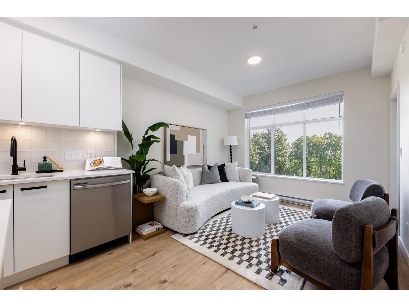 307 33920 BEST AVENUE, Mission