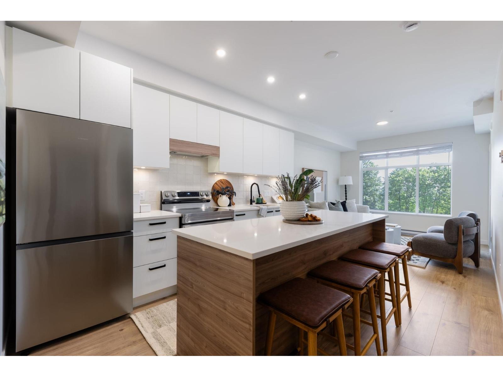 307 33920 BEST AVENUE, Mission