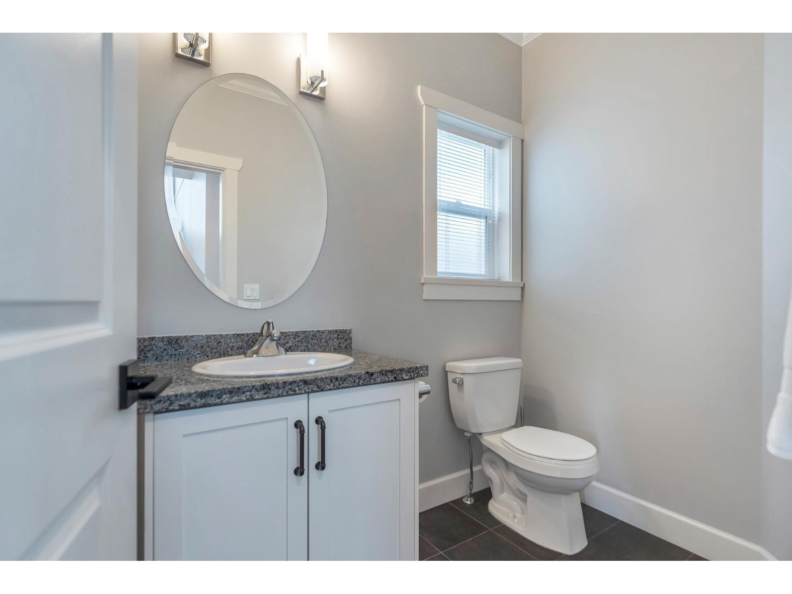 Photo 9 of 21169 79 A Avenue, Langley BC