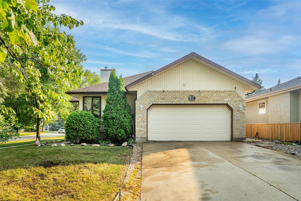 Photo 1 of 72 Sandalwood Crescent, Winnipeg MB