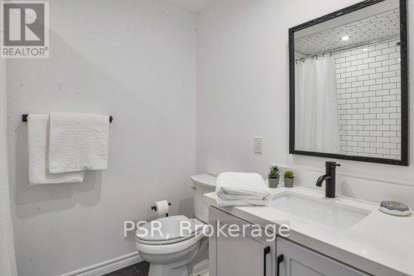 Photo 20 of 1 1018 Georgina Way, Gravenhurst ON