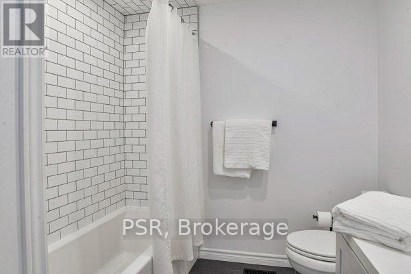 Photo 21 of 1 1018 Georgina Way, Gravenhurst ON