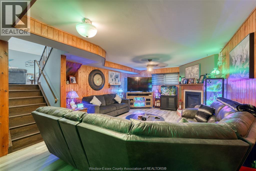 Photo 19 of 252 Arthur, Harrow ON